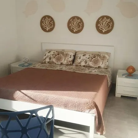 Ferienhaus Poseidone Con Giardino